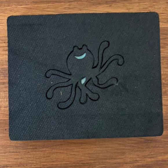 AccuCut Ellison 'Octopus #2 Sm' Wooden Die (4.75" x 5.75") - Picture 2 of 3